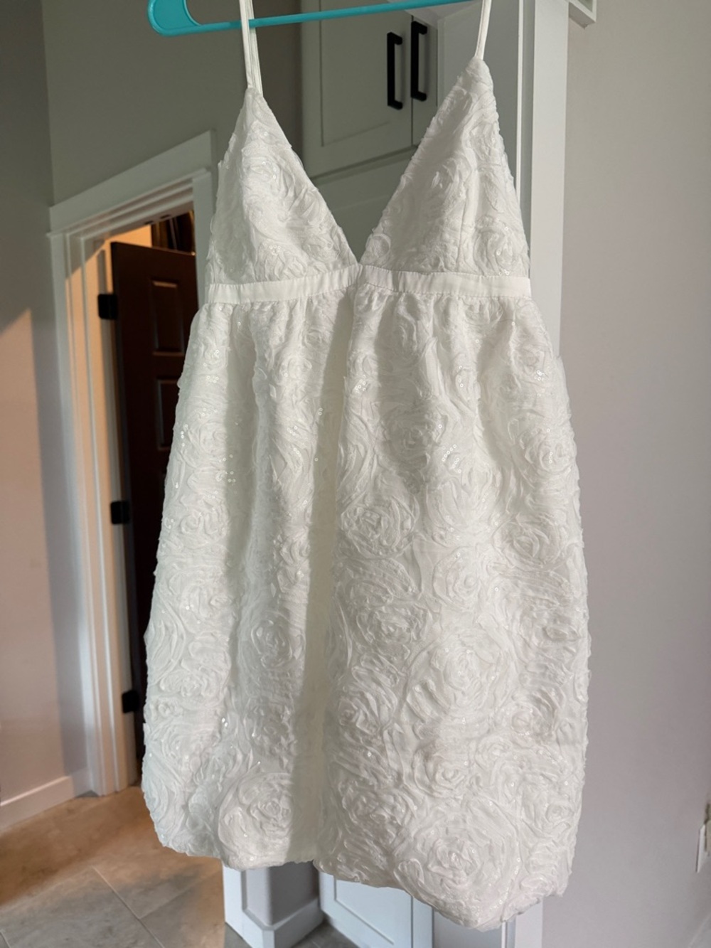 Endless Rose White Textured Floral Dress Tag